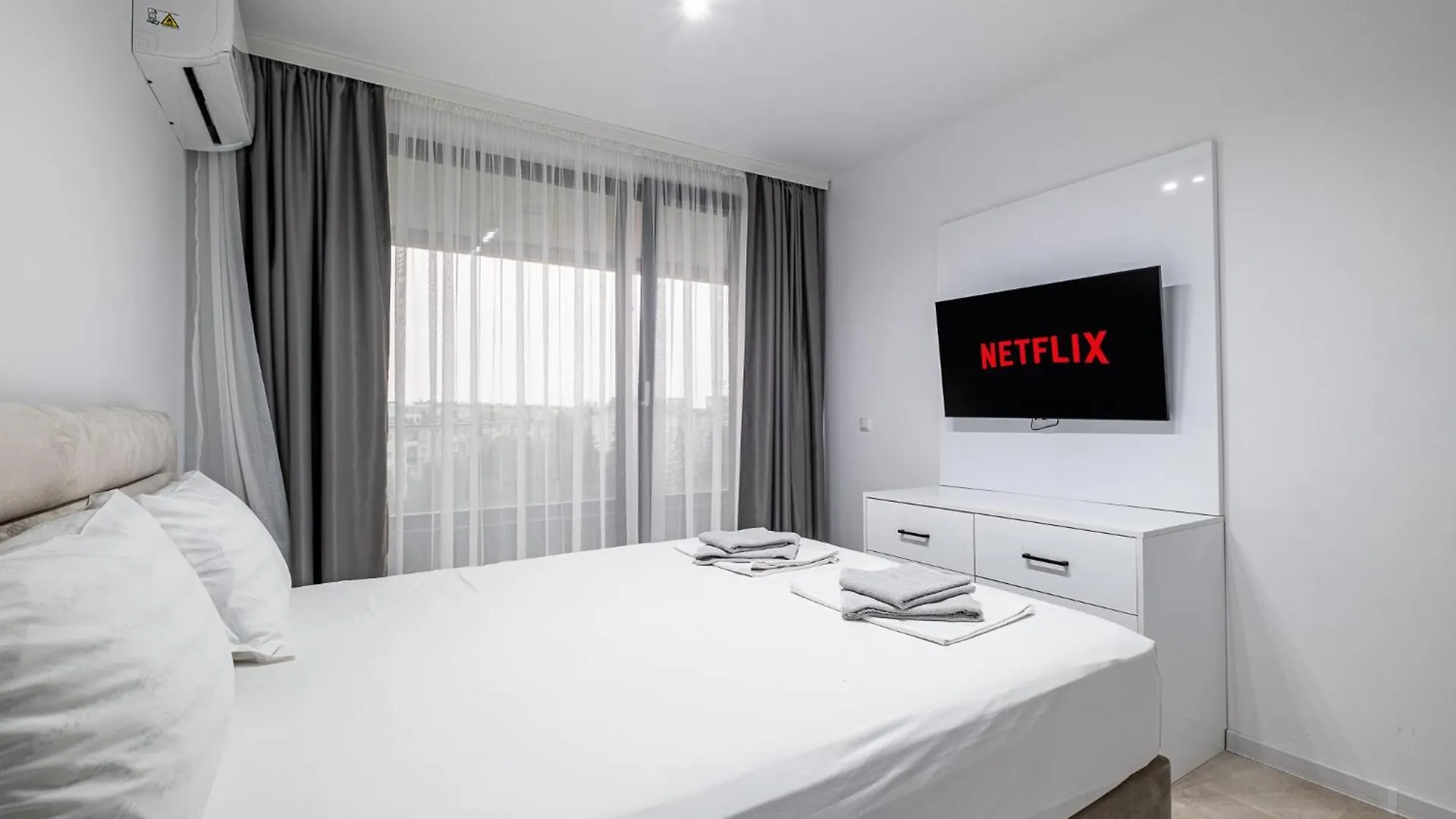 Briz Sea View Apartment With Free Parking Varna
